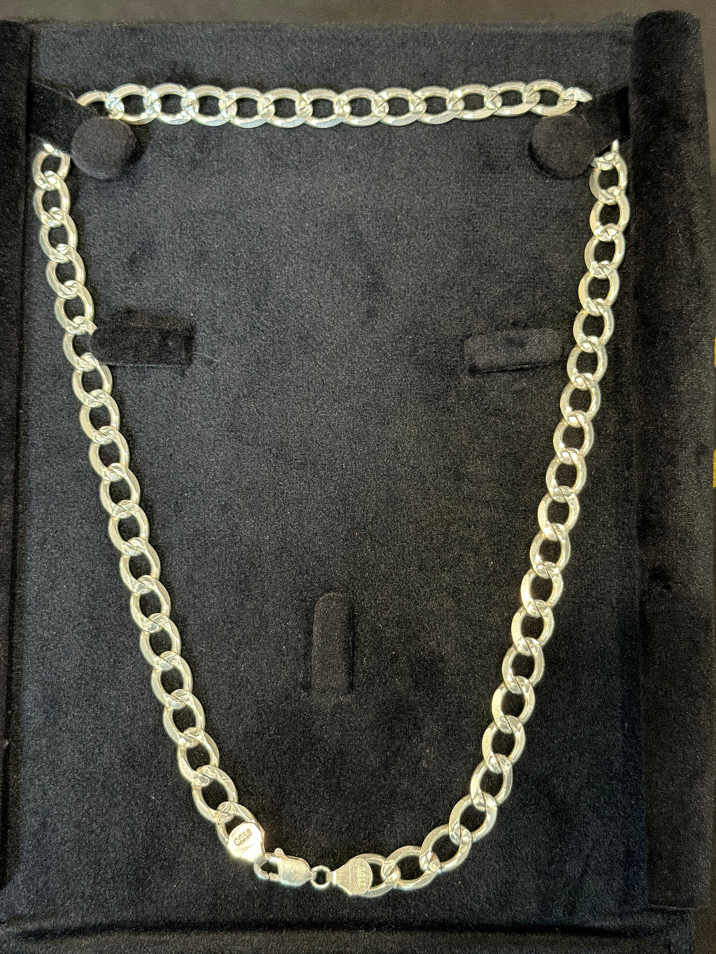 Cuban Chain (Middleweight)