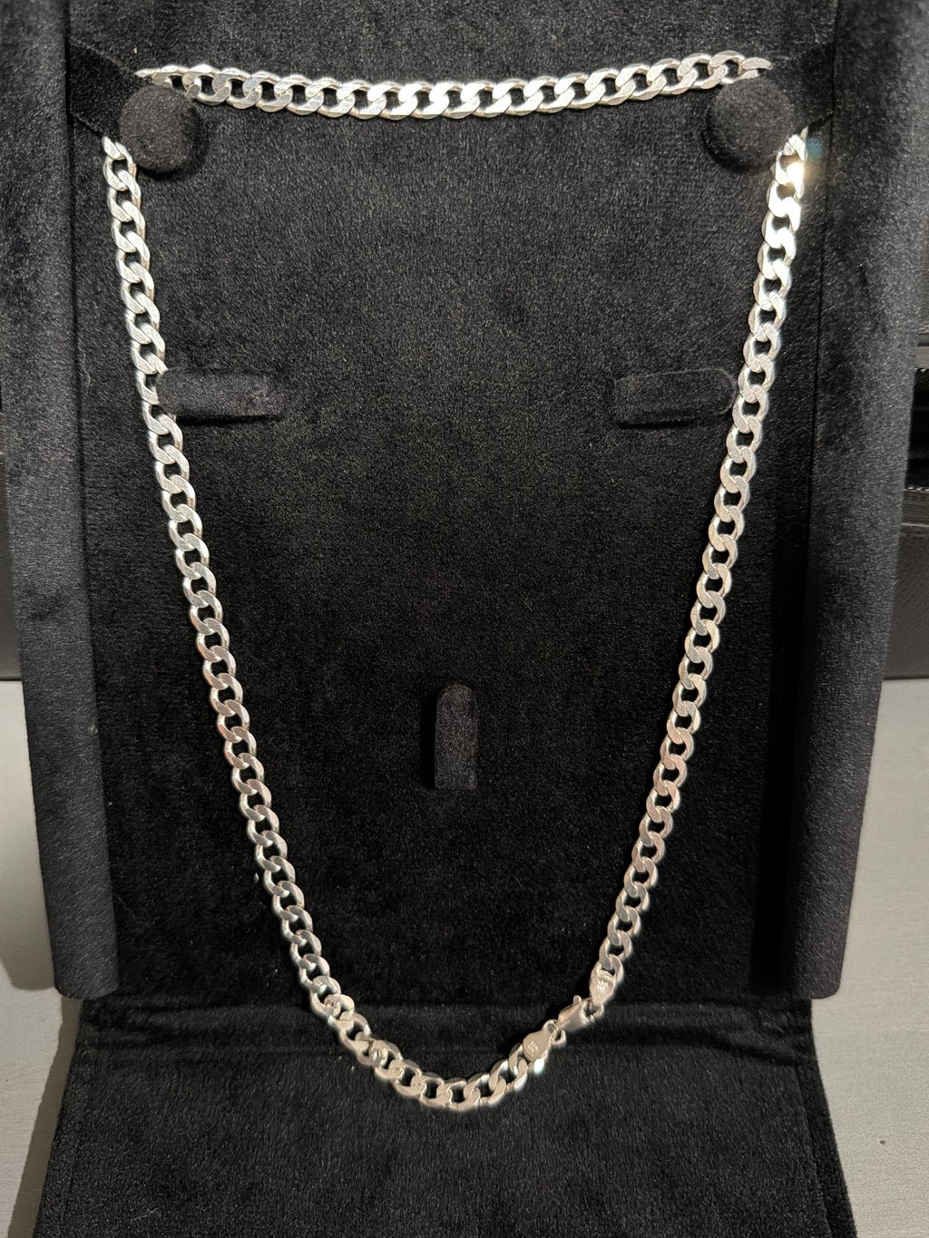 Cuban Chain (Middleweight)